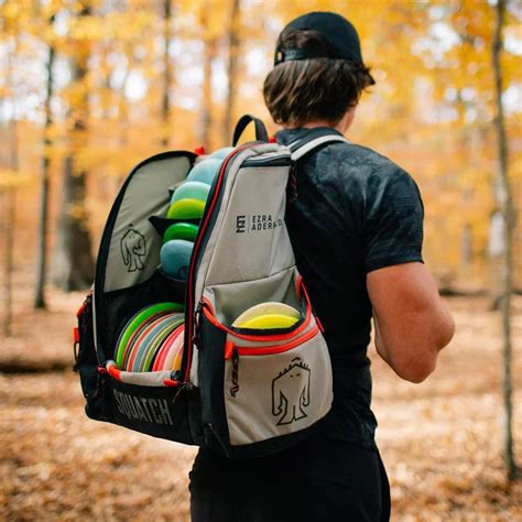 Squatch disc golf bag - ”Rebel” - our fully featured pro touring disc golf bag with 30+ disc capacity. ”Shift” - our lightweight and versatile disc golf bag Great for all-day comfort and 18+ disc capacity. ”Pinch Pro” - our affordable and spacious disc golf (or every day) bag with 30+ disc capacity. Upper Park Disc Golf®️ Original designs. Since 2011. 